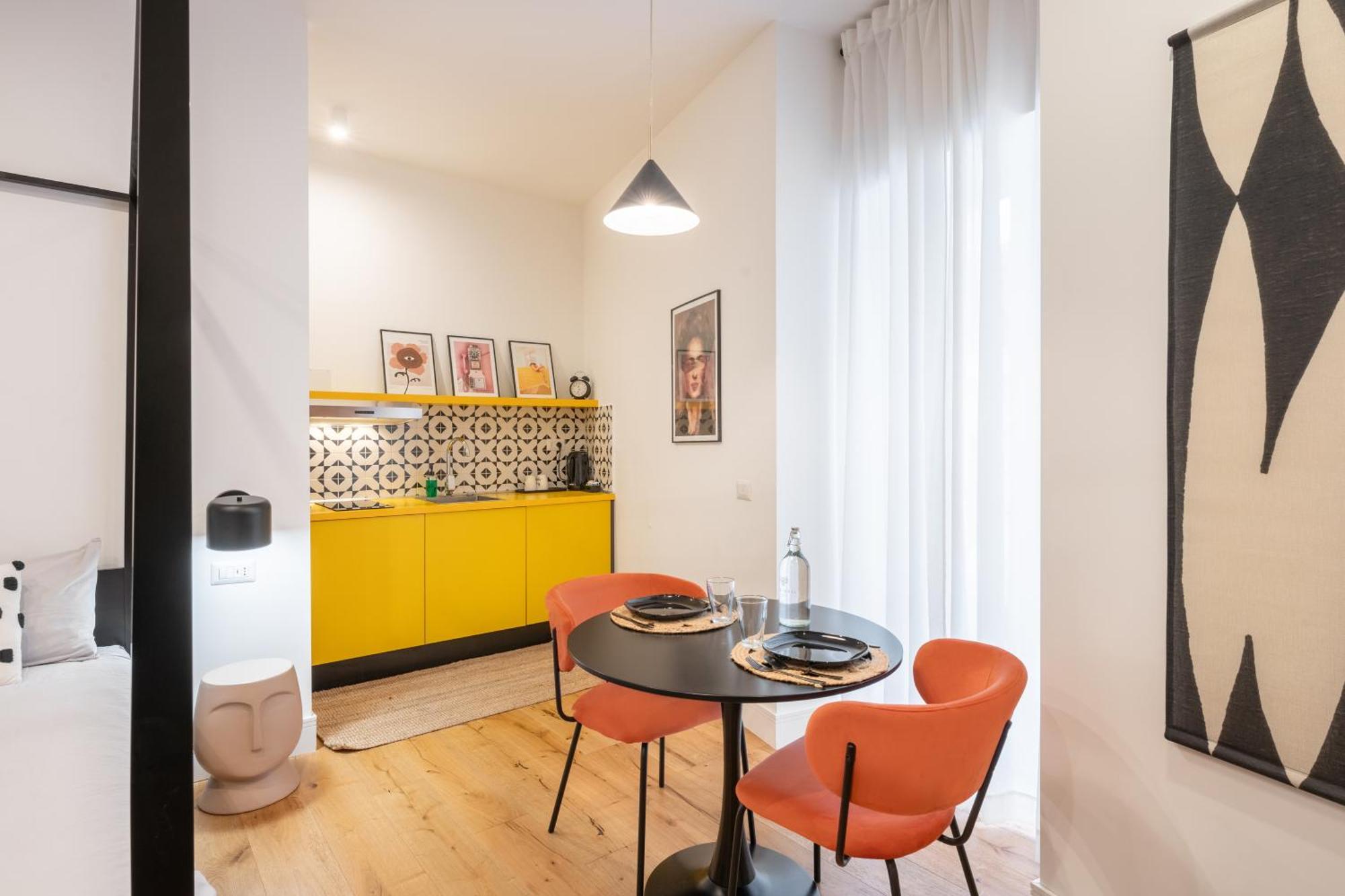 The Idyll Boutique Apartment - Suite In Napoli'S Spanish Quarters Exterior photo